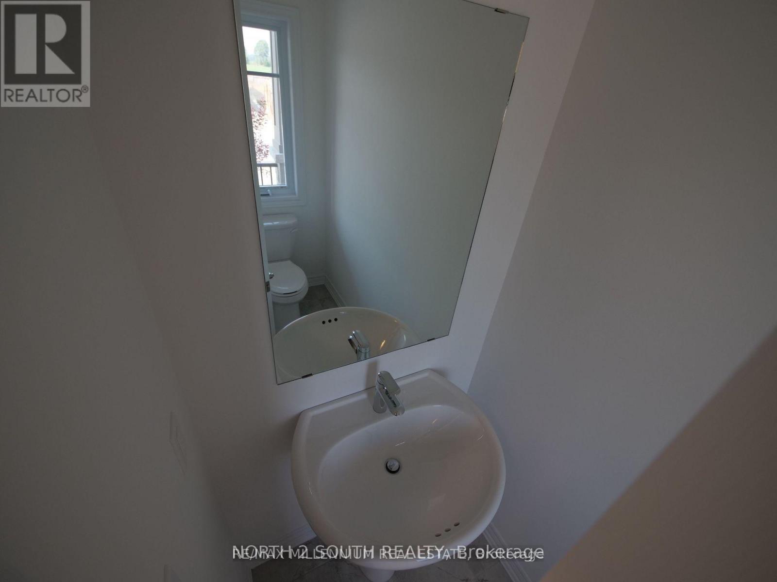 4 Shipley Avenue, Collingwood, Ontario  L9Y 5M6 - Photo 4 - S12946480