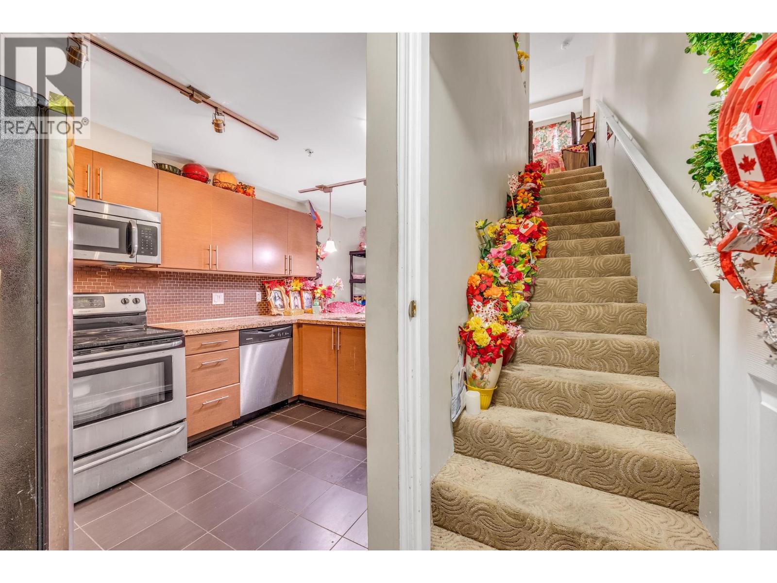 55 2239 Kingsway, Vancouver, British Columbia  V5N 0E5 - Photo 8 - R3105340