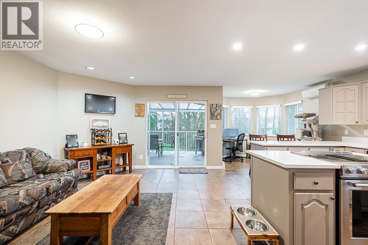 23368 124 Avenue, Maple Ridge, British Columbia  V2X 4K4 - Photo 8 - R3105761