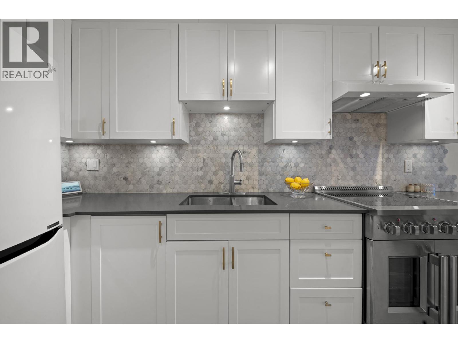 109 2125 York Avenue, Vancouver, British Columbia  V6K 1C4 - Photo 15 - R3105842