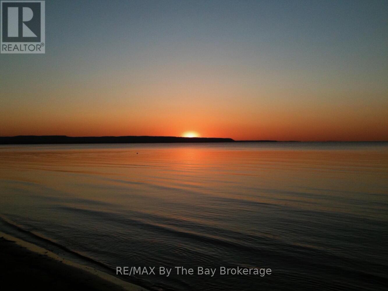 1327 River Road E, Wasaga Beach, Ontario  L9Z 2R7 - Photo 31 - S12941550