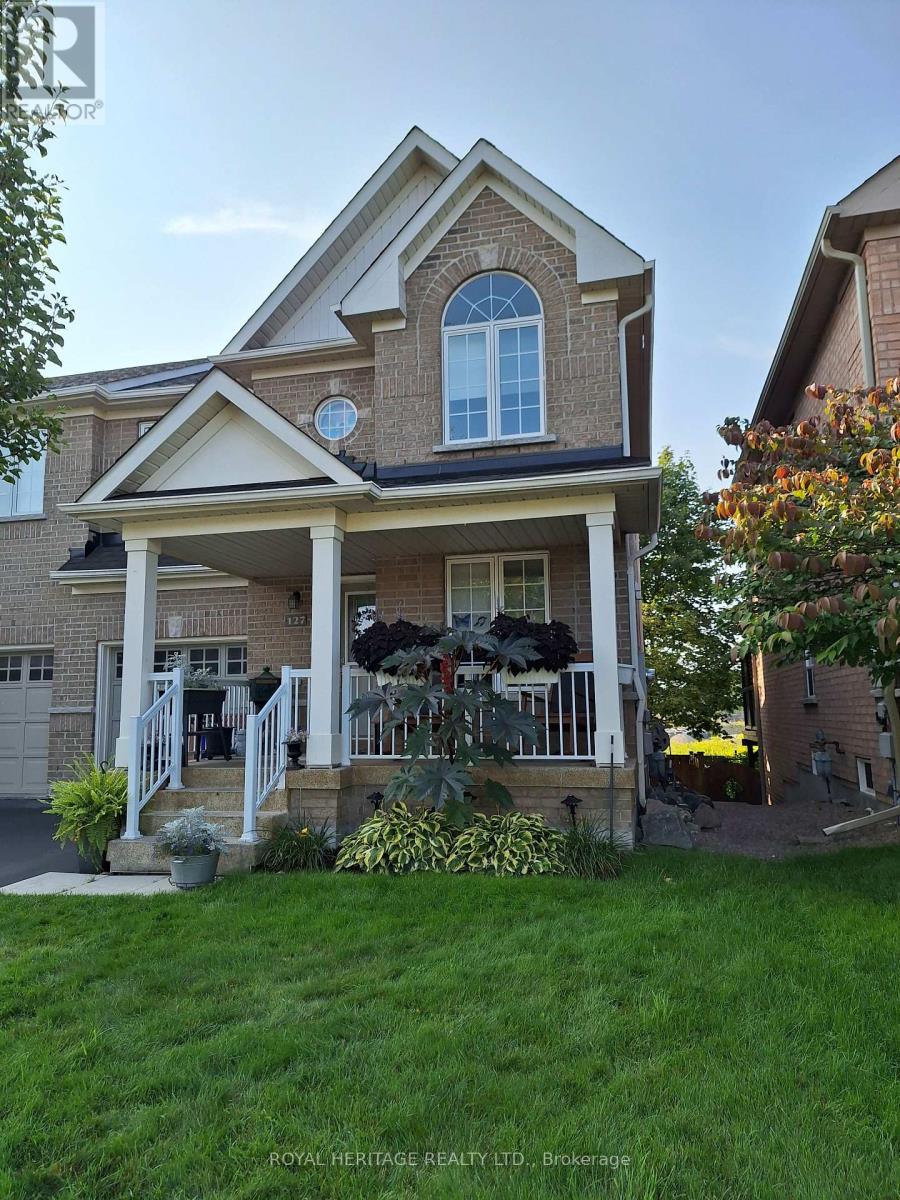 127 Knapton Drive, Newmarket, Ontario  L3X 3B3 - Photo 25 - N12843198