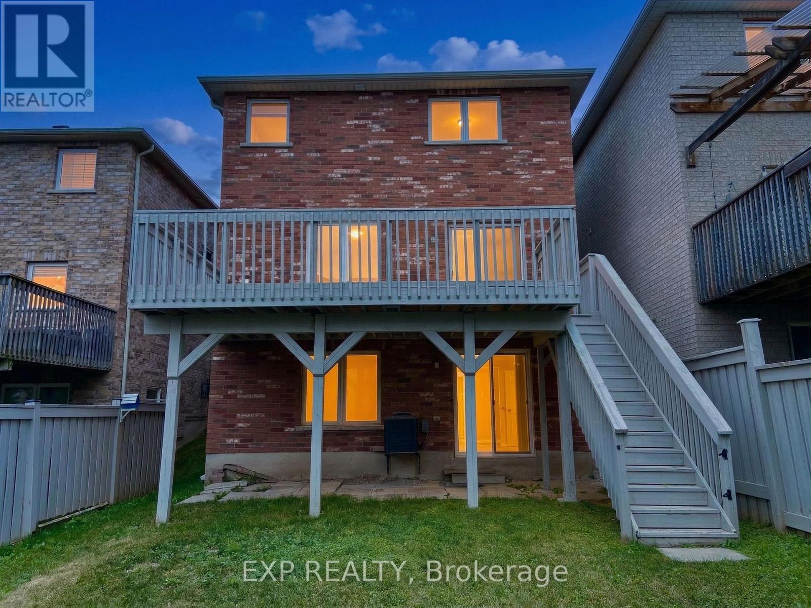 15 Lynn Street, Bradford West Gwillimbury, Ontario  L3Z 0B2 - Photo 41 - N12645218