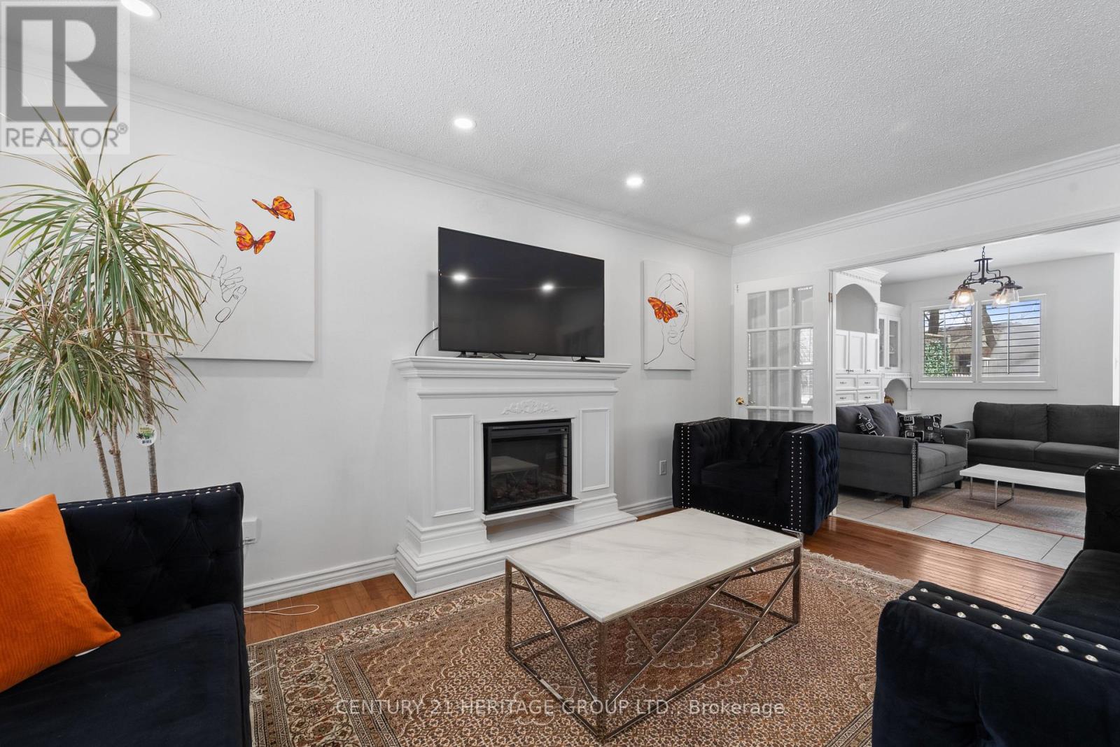 11 Rosebank Boulevard, East Gwillimbury, Ontario  L9N 1C8 - Photo 6 - N12940980