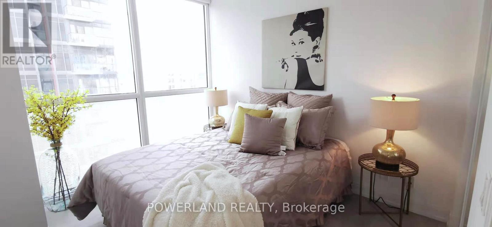 1510 - 181 Dundas Street E, Toronto, Ontario  M5A 0N5 - Photo 10 - C12889586