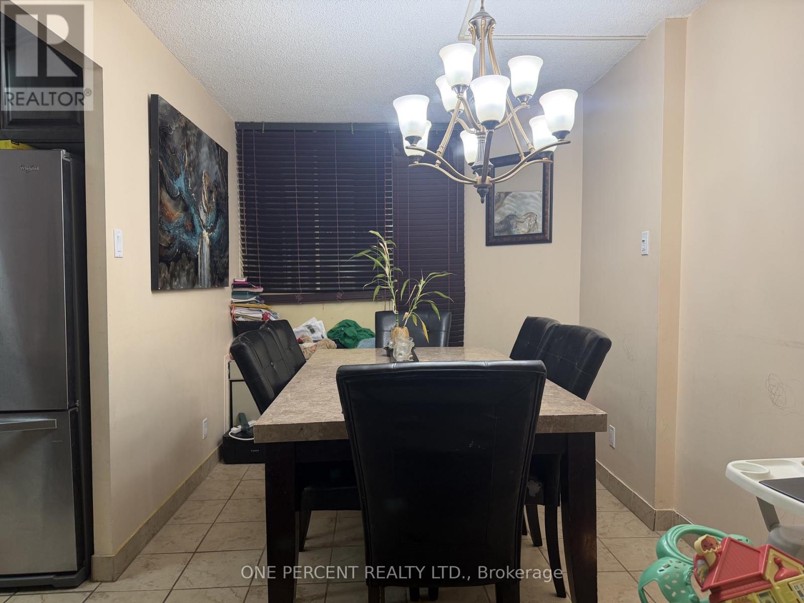 1408 - 41 Markbrook Lane, Toronto, Ontario  M9V 5E6 - Photo 3 - W12946442