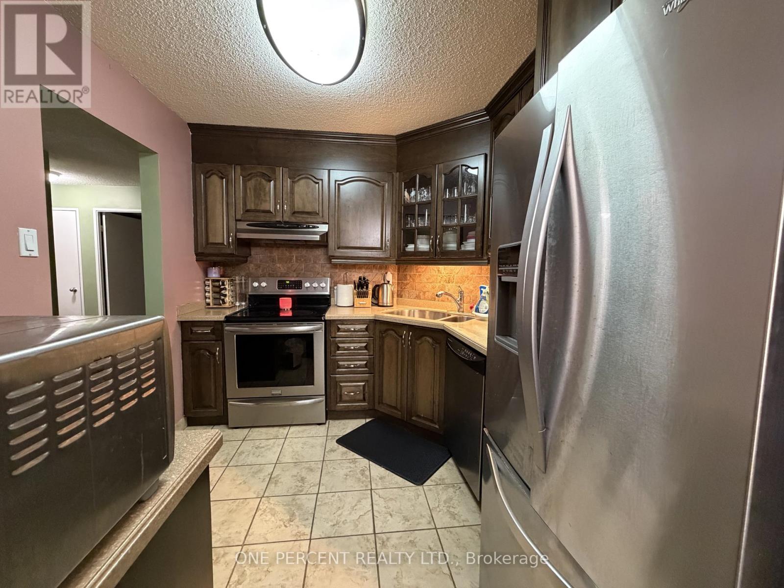 1408 - 41 Markbrook Lane, Toronto, Ontario  M9V 5E6 - Photo 5 - W12946442