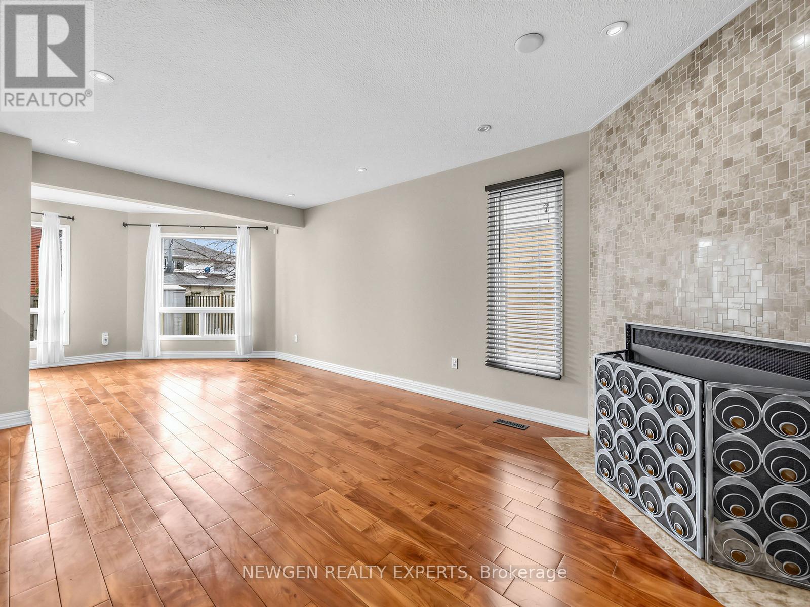 2636 Credit Valley Road, Mississauga, Ontario  L5M 4J6 - Photo 15 - W12946456