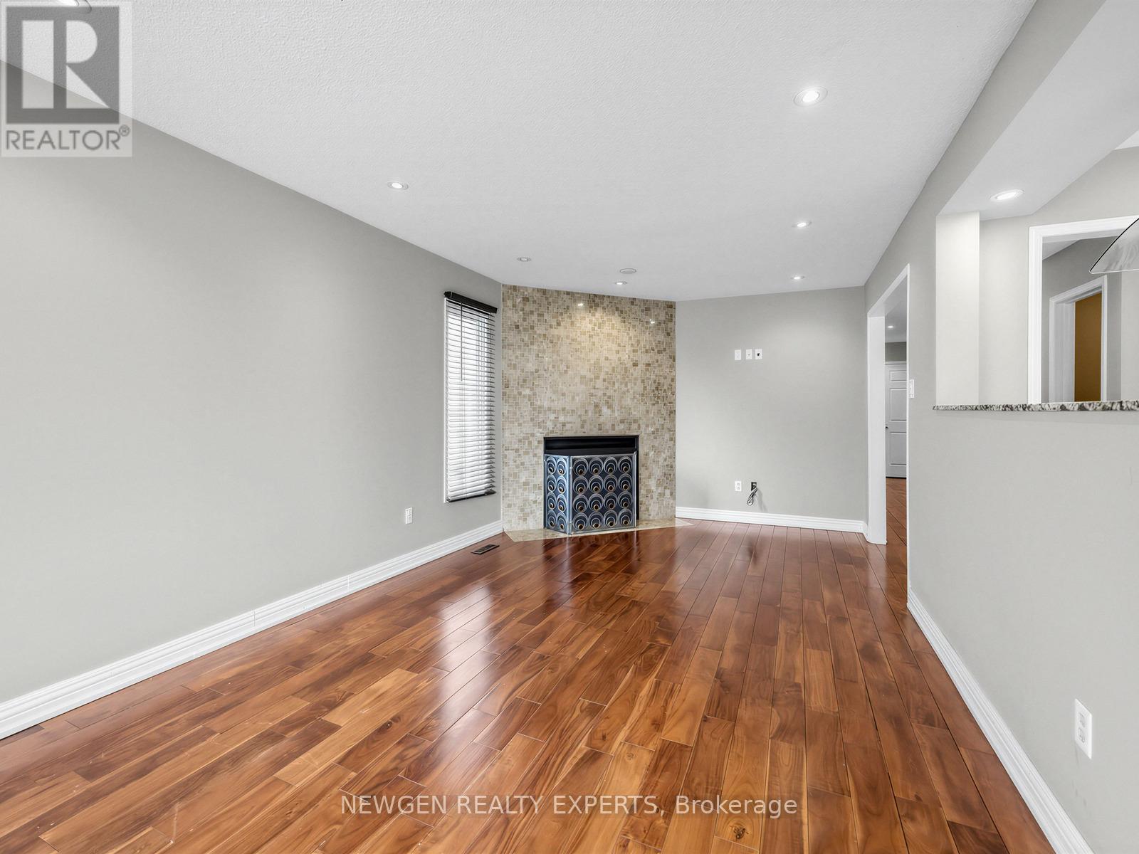 2636 Credit Valley Road, Mississauga, Ontario  L5M 4J6 - Photo 17 - W12946456