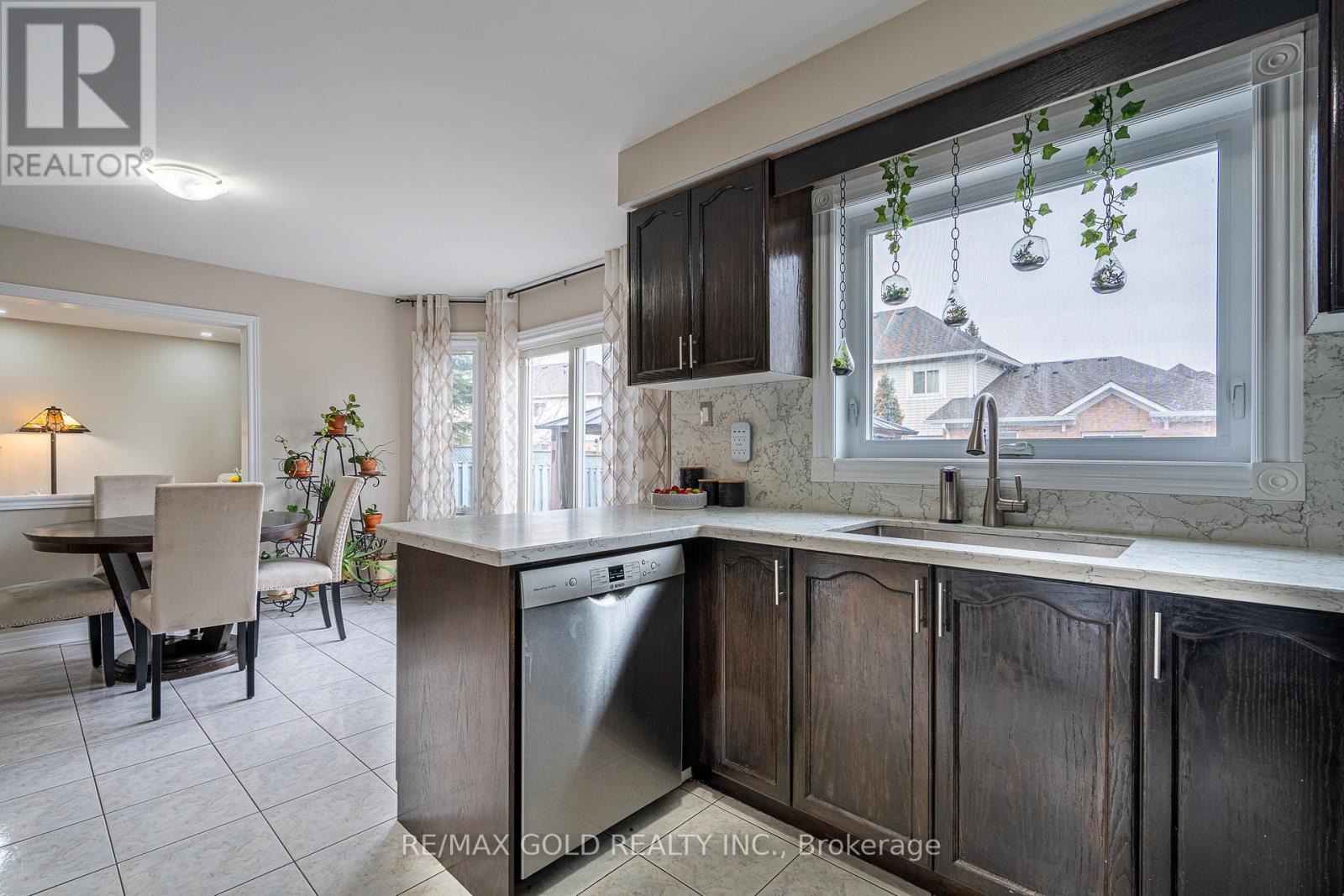 1 Sprucelands Avenue, Brampton, Ontario  L6R 1M5 - Photo 20 - W12946460