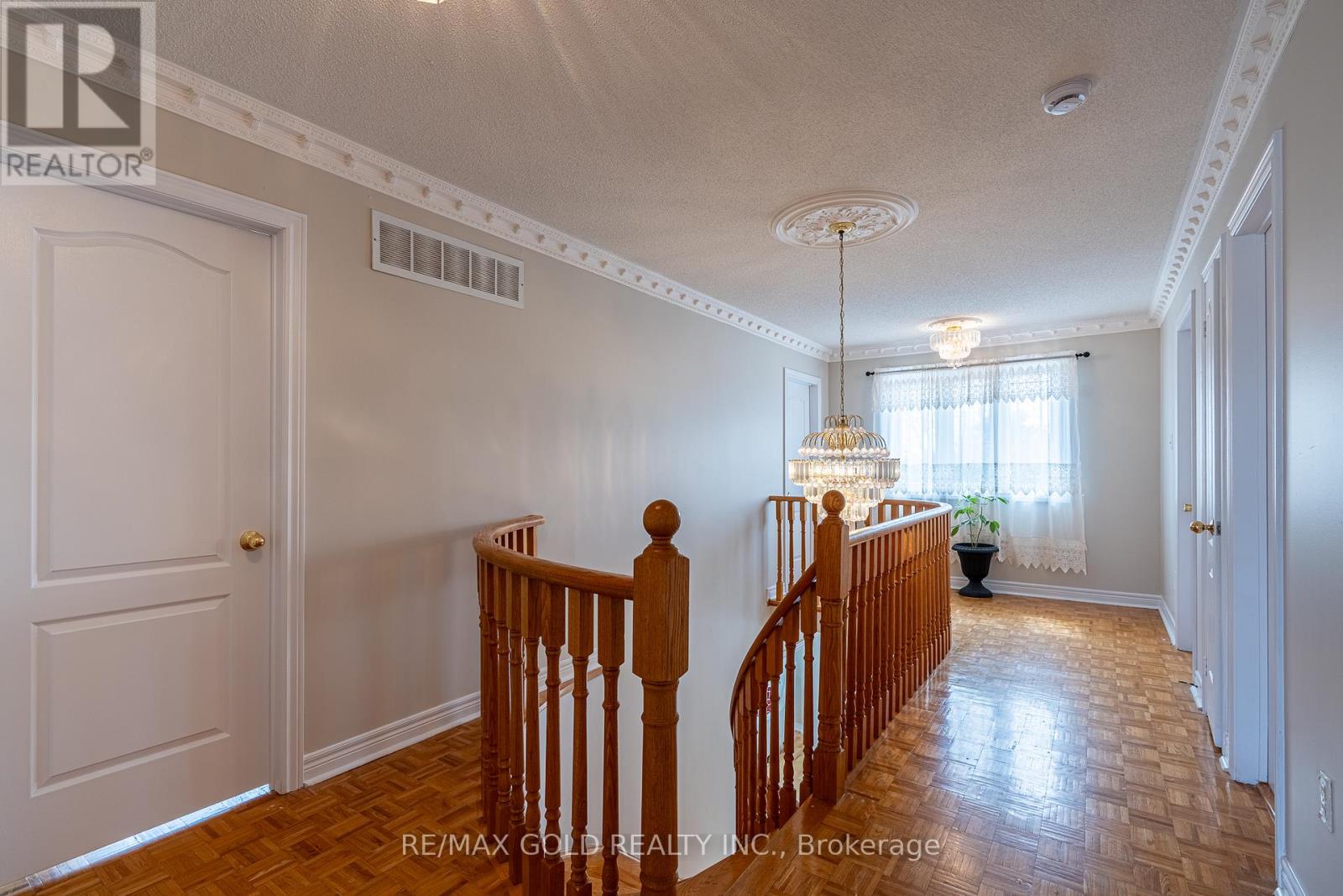 1 Sprucelands Avenue, Brampton, Ontario  L6R 1M5 - Photo 22 - W12946460