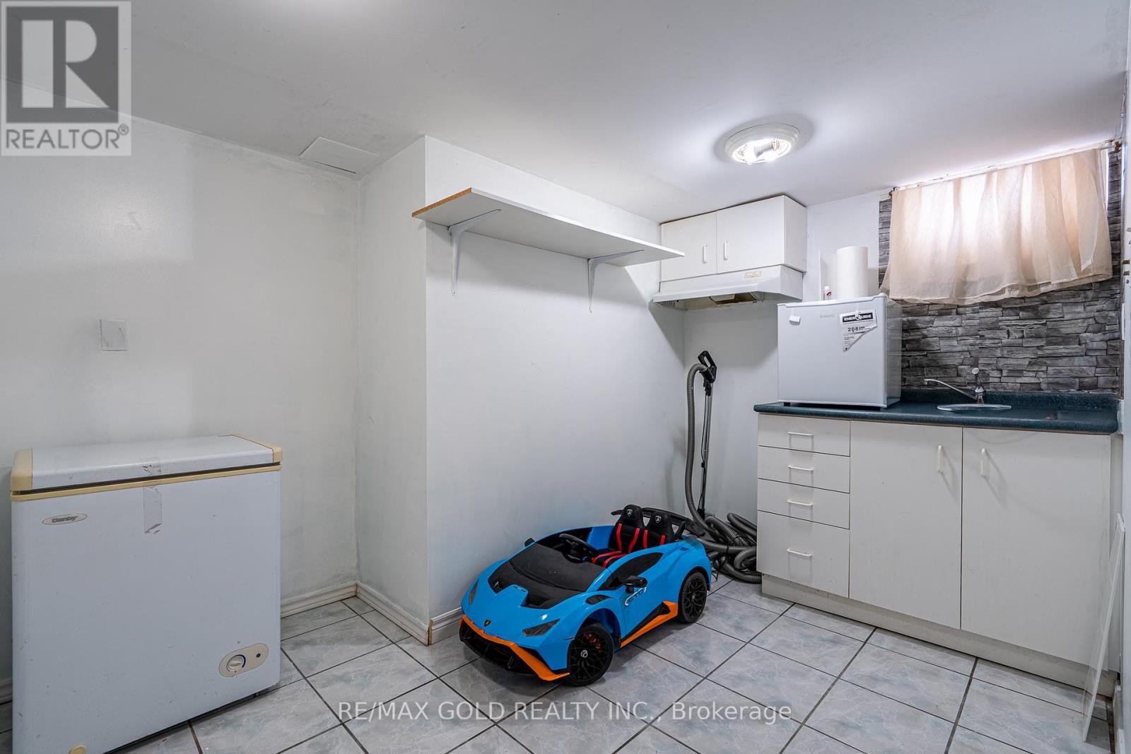 1 Sprucelands Avenue, Brampton, Ontario  L6R 1M5 - Photo 38 - W12946460