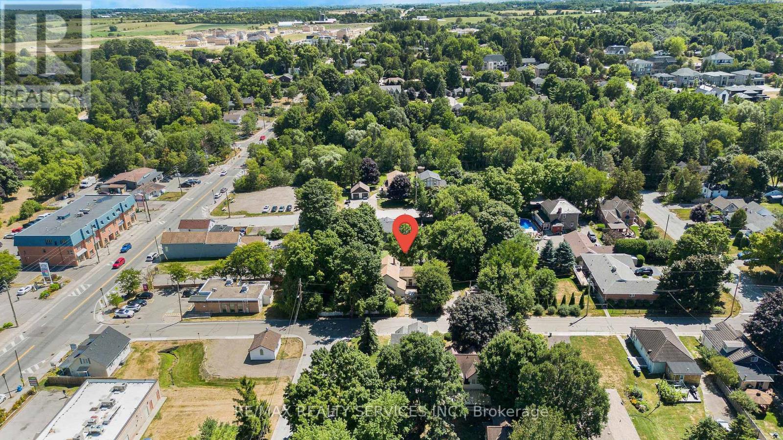 2 Parsons Avenue, Caledon, Ontario  L7C 1G1 - Photo 2 - W12946470