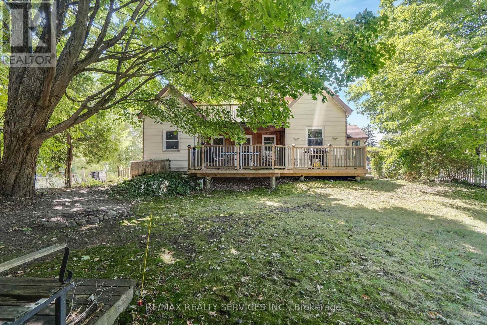 2 Parsons Avenue, Caledon, Ontario  L7C 1G1 - Photo 47 - W12946470