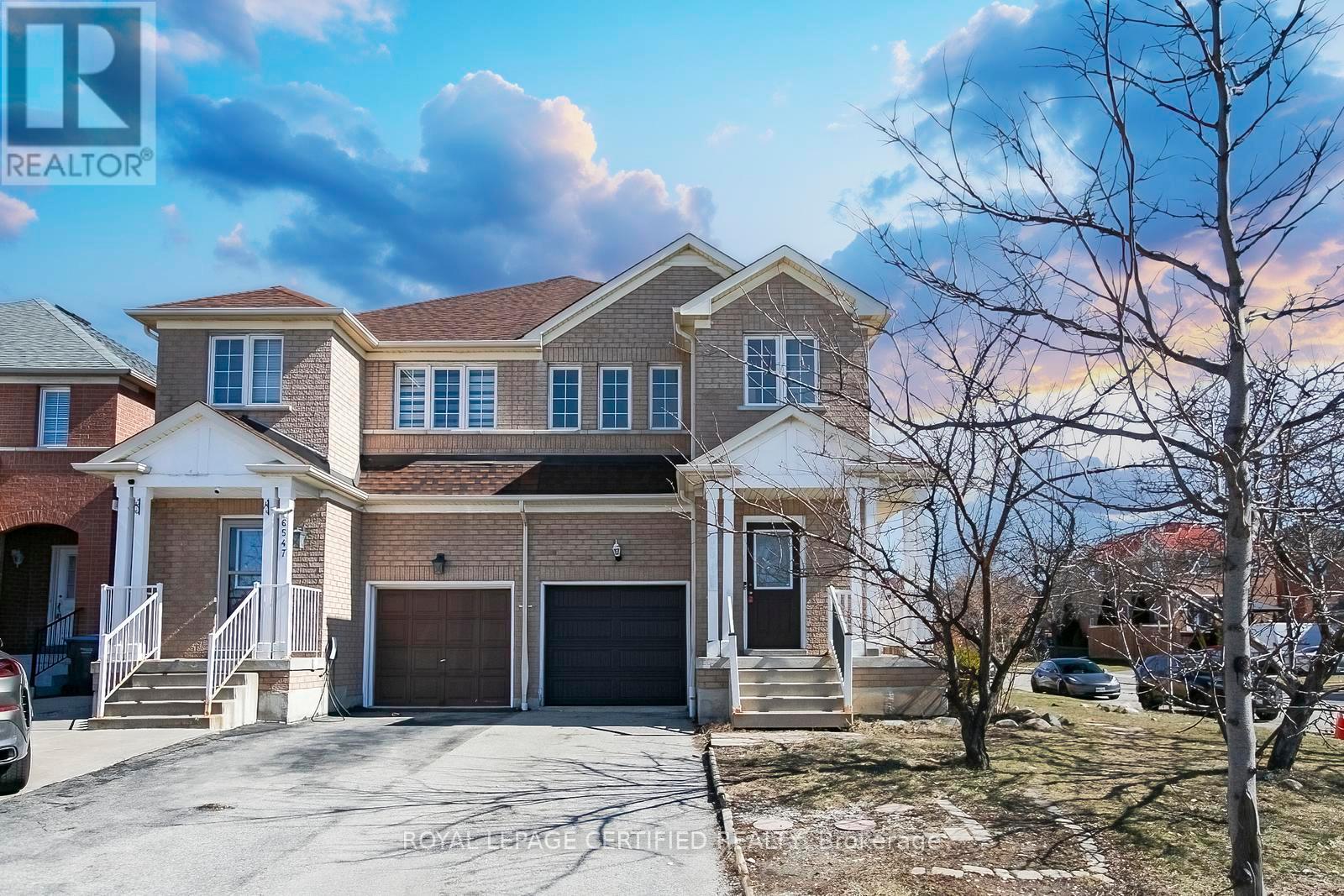 6545 Song Bird Crescent, Mississauga, Ontario  L5W 1E1 - Photo 1 - W12946490