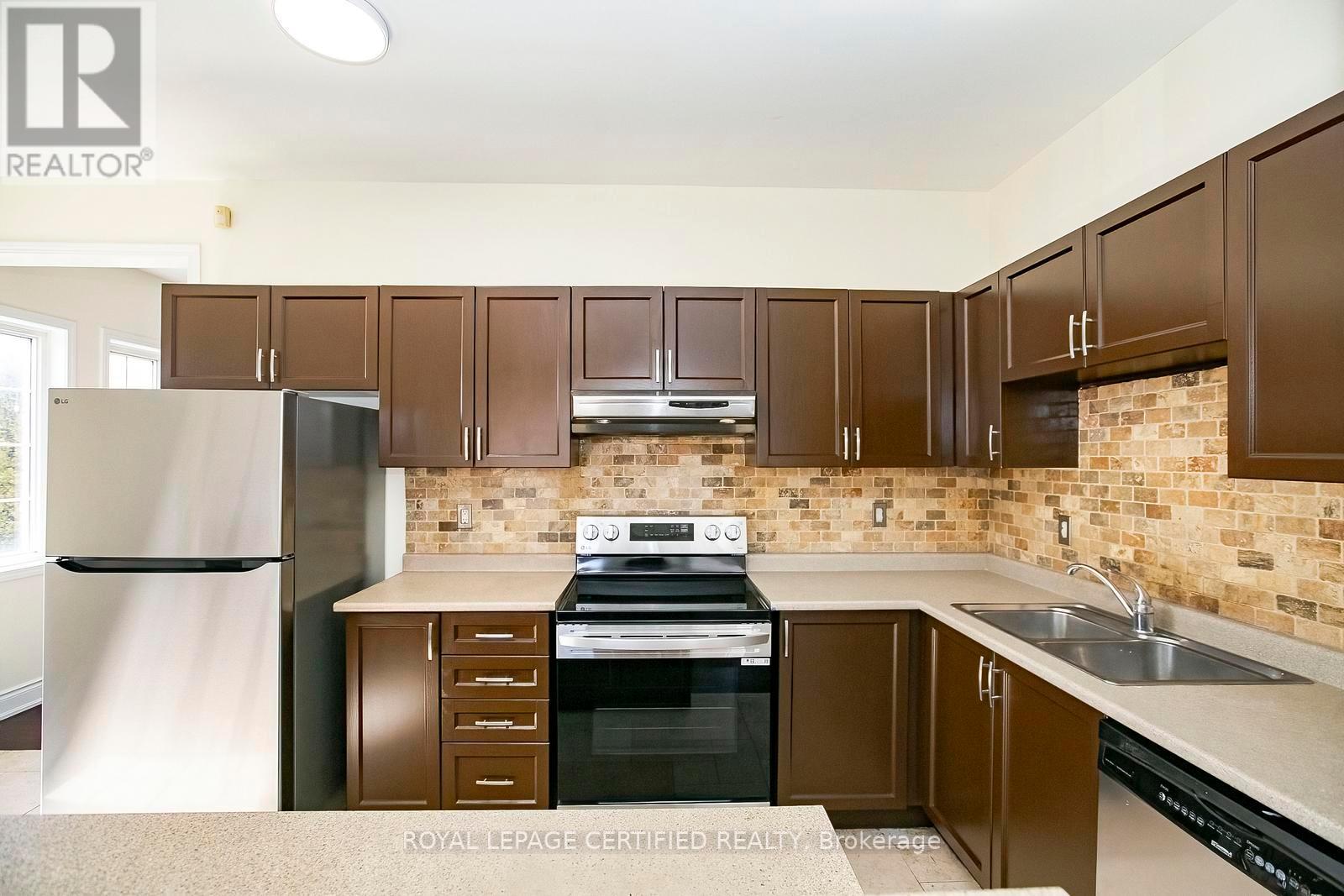 6545 Song Bird Crescent, Mississauga, Ontario  L5W 1E1 - Photo 14 - W12946490