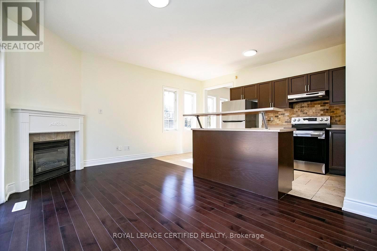 6545 Song Bird Crescent, Mississauga, Ontario  L5W 1E1 - Photo 16 - W12946490