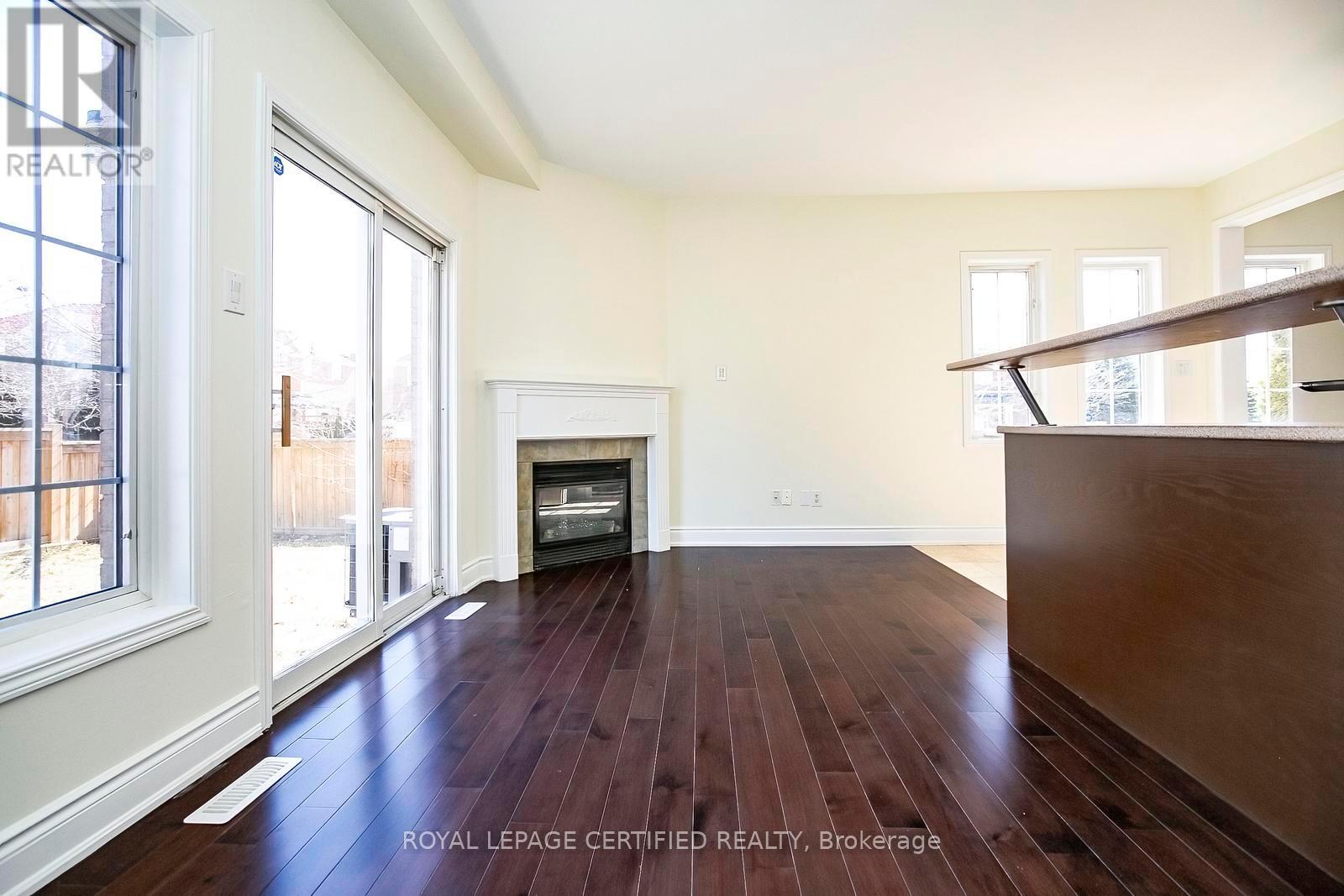 6545 Song Bird Crescent, Mississauga, Ontario  L5W 1E1 - Photo 17 - W12946490