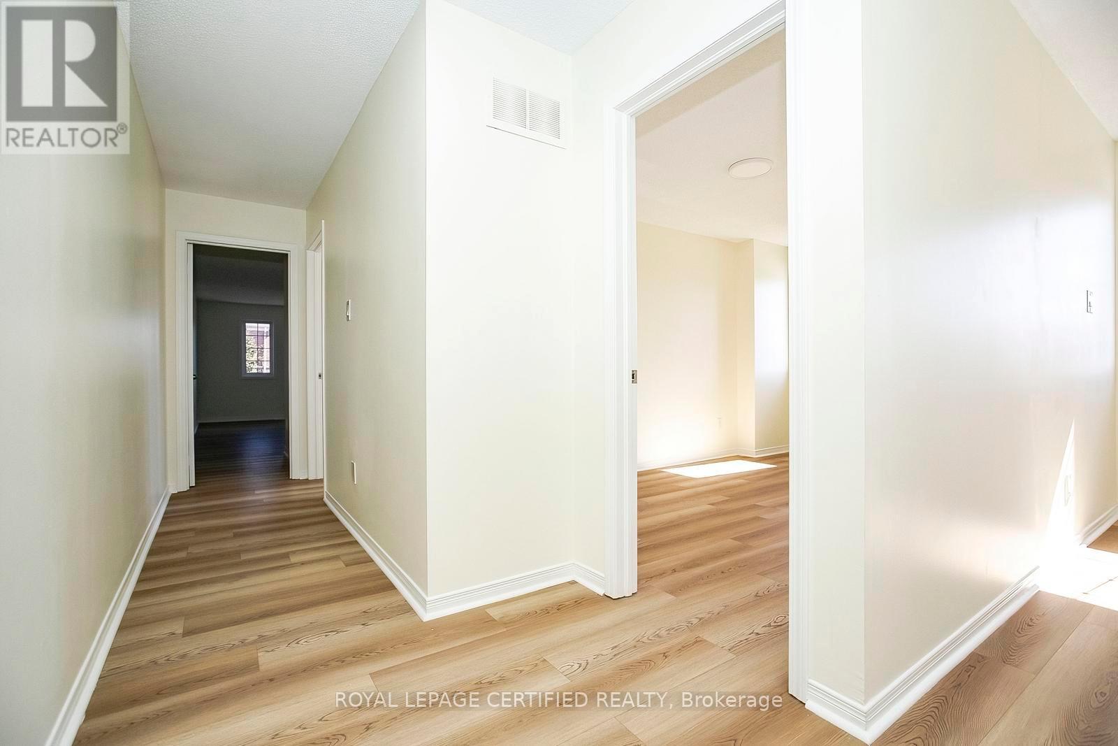 6545 Song Bird Crescent, Mississauga, Ontario  L5W 1E1 - Photo 22 - W12946490