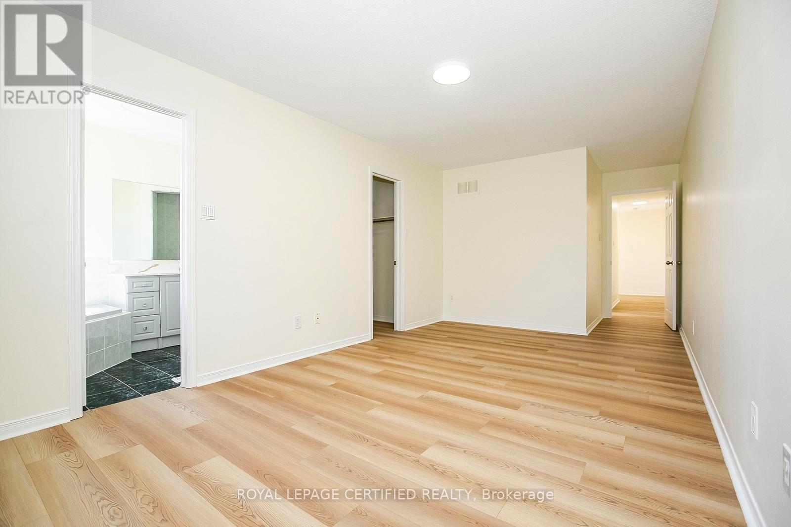 6545 Song Bird Crescent, Mississauga, Ontario  L5W 1E1 - Photo 25 - W12946490