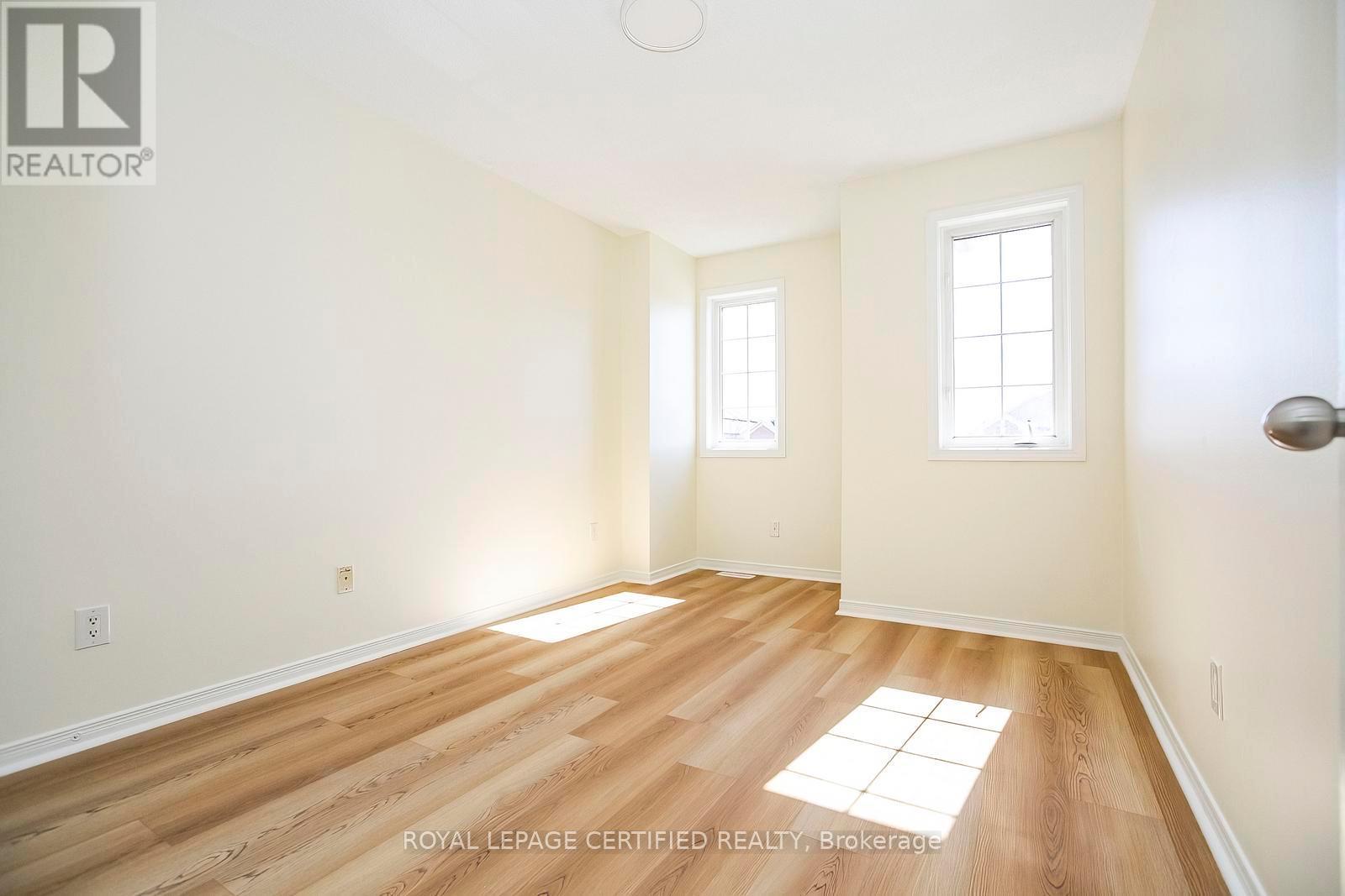 6545 Song Bird Crescent, Mississauga, Ontario  L5W 1E1 - Photo 30 - W12946490