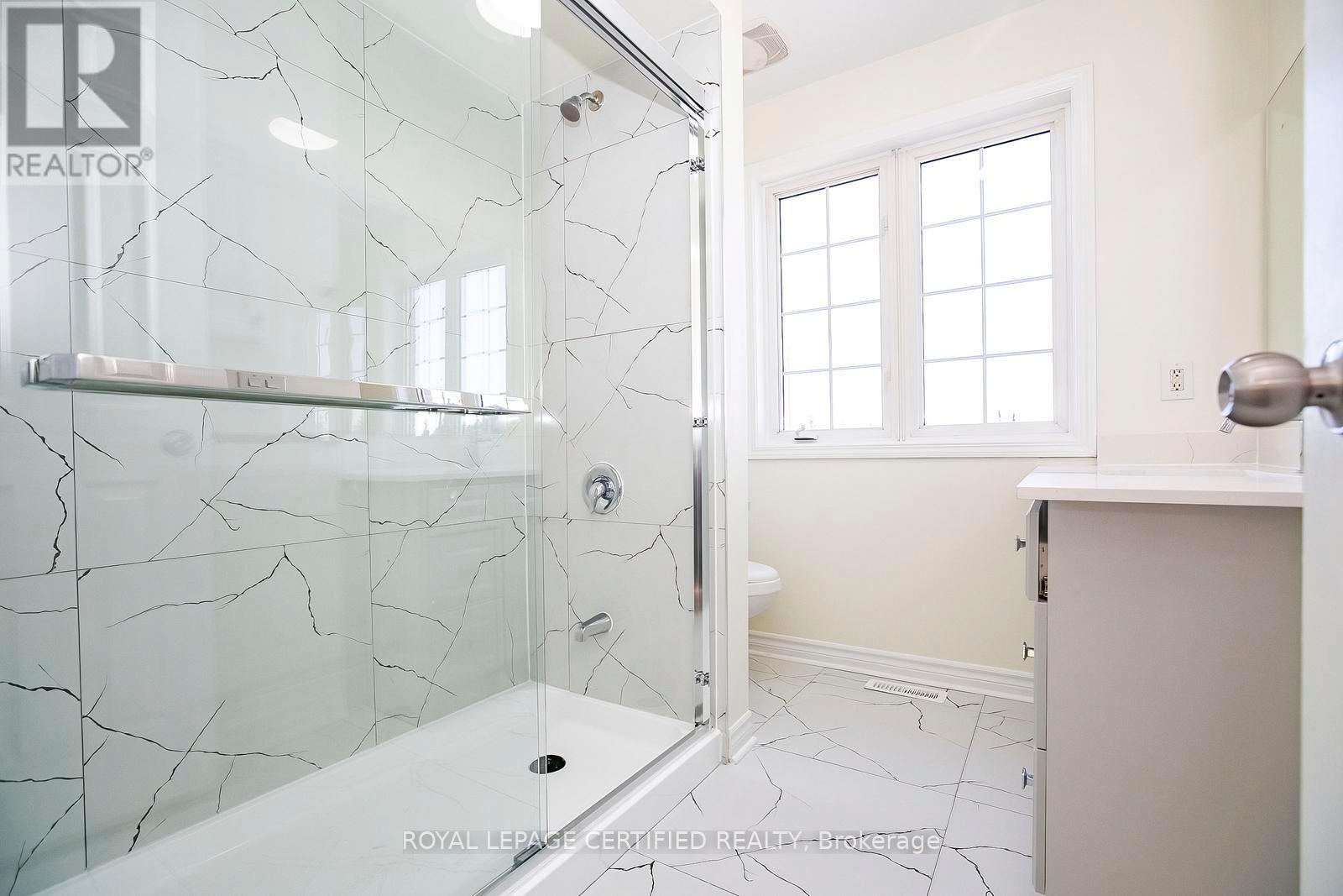 6545 Song Bird Crescent, Mississauga, Ontario  L5W 1E1 - Photo 32 - W12946490