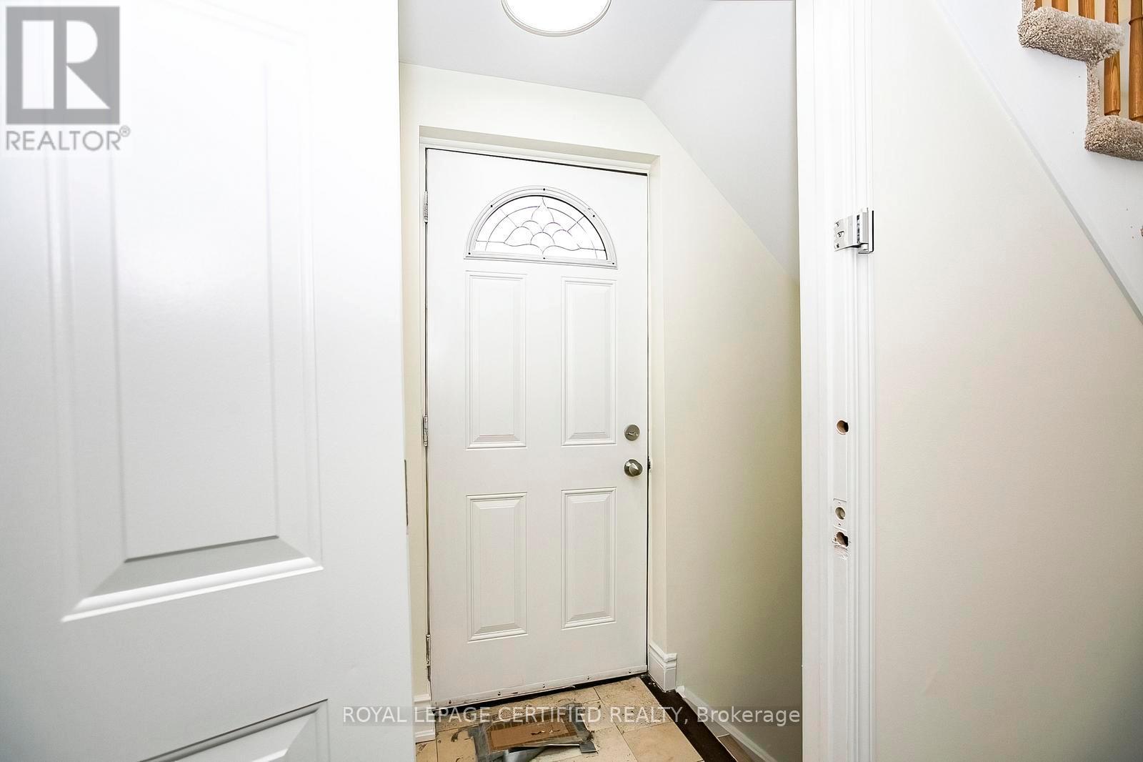 6545 Song Bird Crescent, Mississauga, Ontario  L5W 1E1 - Photo 37 - W12946490