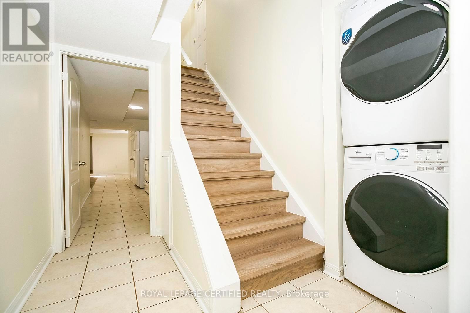 6545 Song Bird Crescent, Mississauga, Ontario  L5W 1E1 - Photo 40 - W12946490