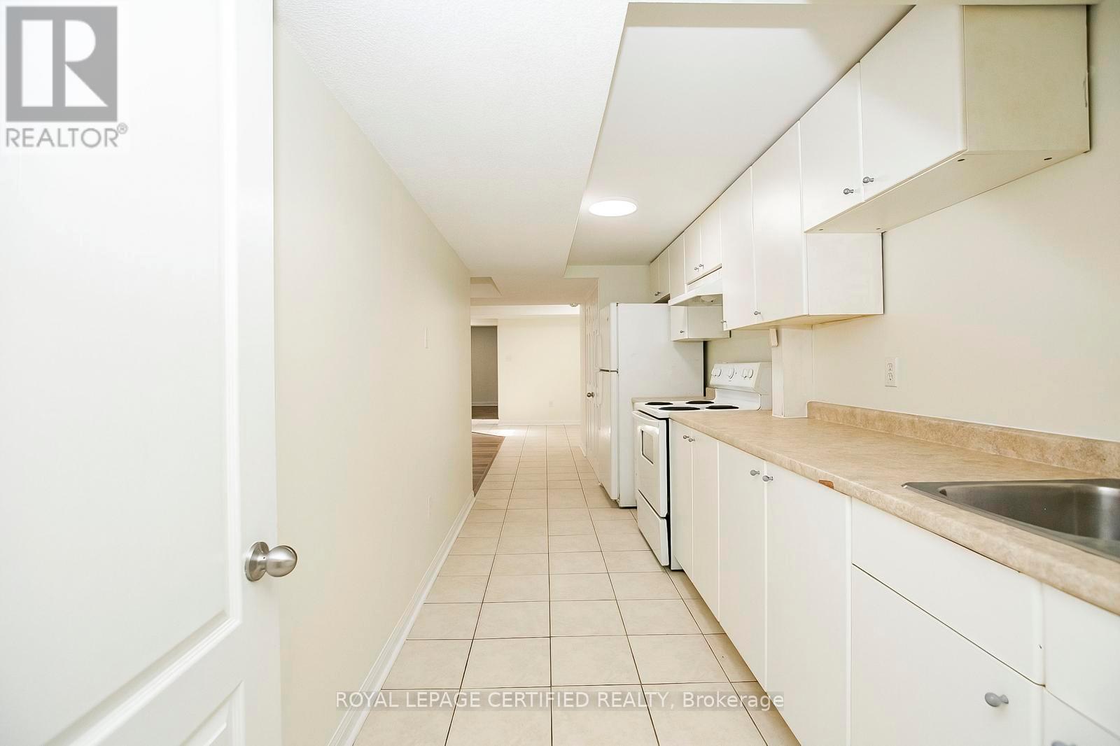 6545 Song Bird Crescent, Mississauga, Ontario  L5W 1E1 - Photo 41 - W12946490