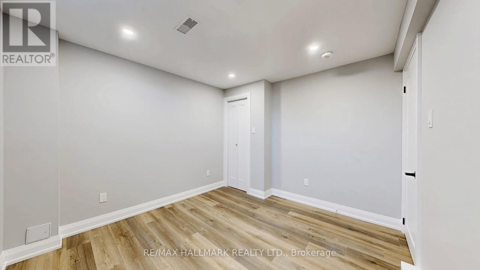 Bsmt - 6384 Plowmans Heath, Mississauga, Ontario  L5N 3W1 - Photo 15 - W12946568