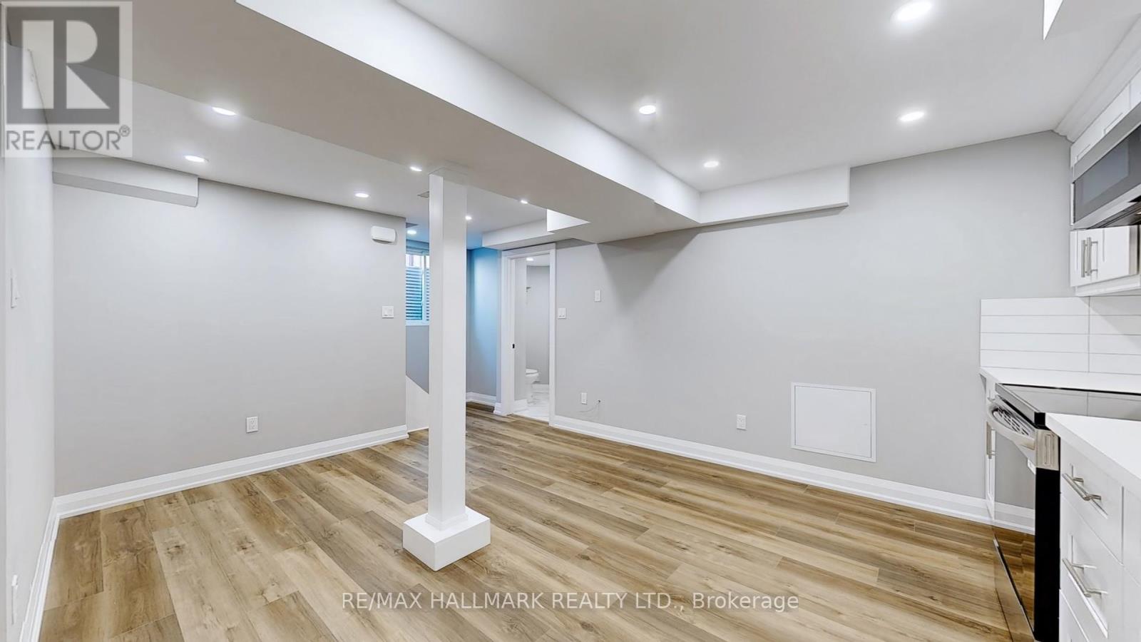 Bsmt - 6384 Plowmans Heath, Mississauga, Ontario  L5N 3W1 - Photo 4 - W12946568