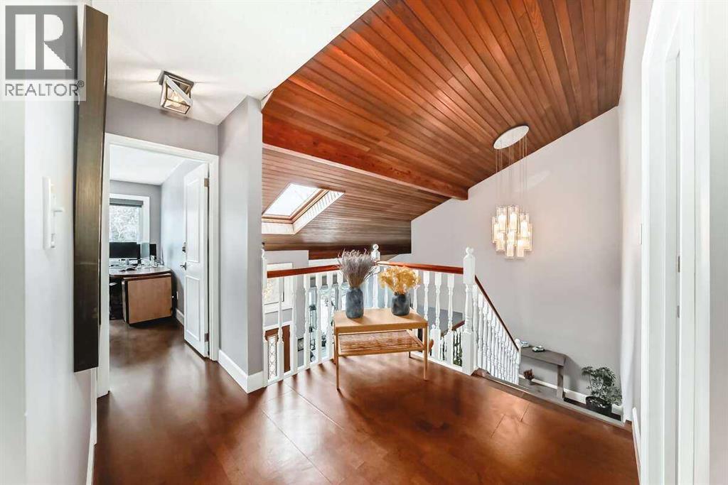 2002 Pump Hill Way Sw, Calgary, Alberta  T2V 4M4 - Photo 47 - A2298256