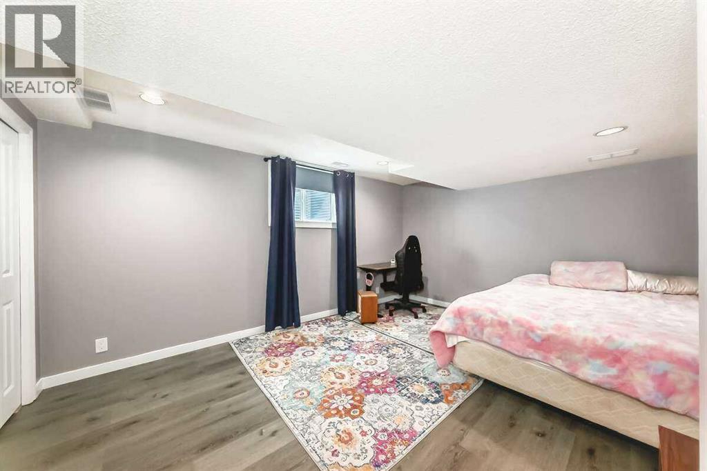 2002 Pump Hill Way Sw, Calgary, Alberta  T2V 4M4 - Photo 50 - A2298256