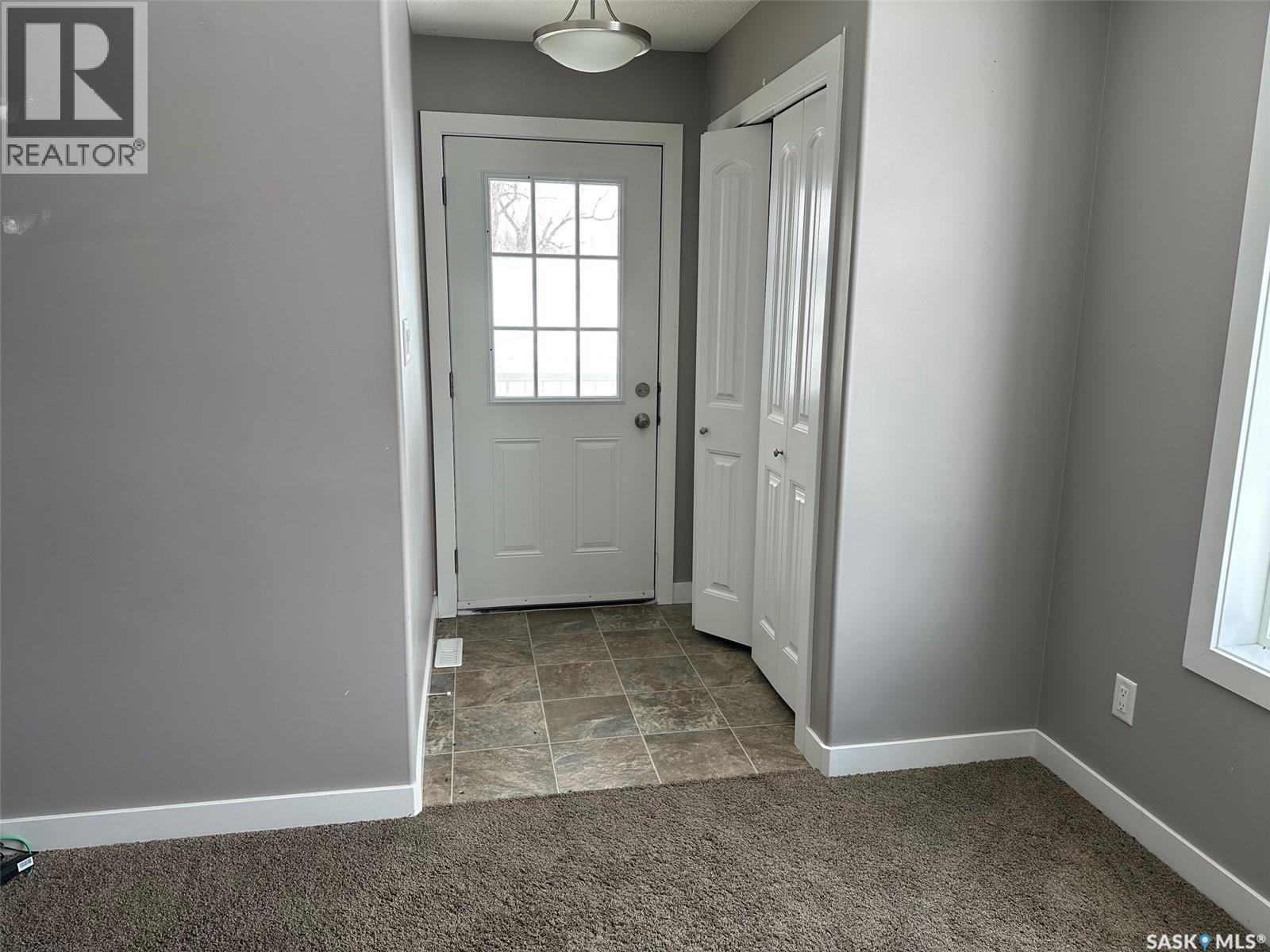 6 416 Main Street, Bienfait, Saskatchewan  S0C 0M0 - Photo 8 - SK031574