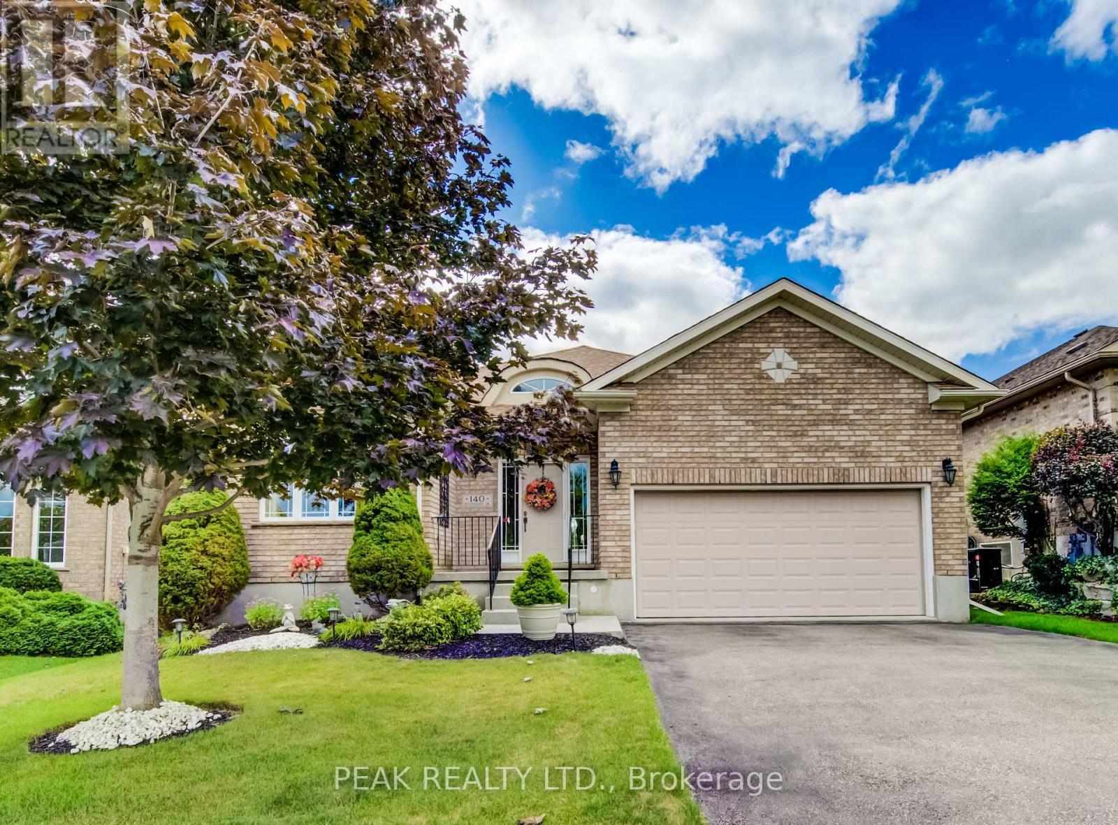 140 Devonshire Drive, Wilmot, Ontario  N3A 4J7 - Photo 2 - X12946472