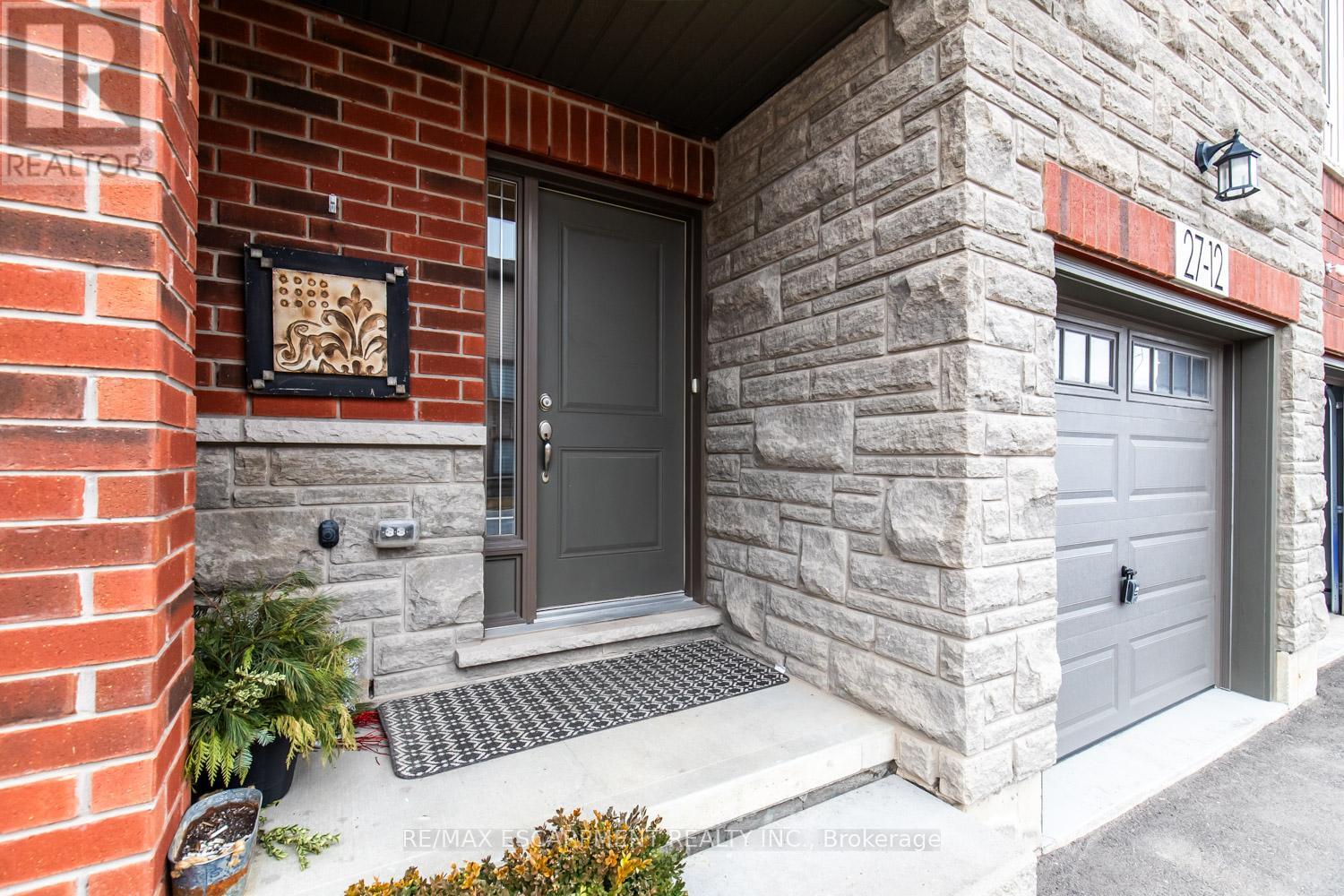 12 - 27 Rachel Drive, Hamilton, Ontario  L8E 0K6 - Photo 2 - X12946474