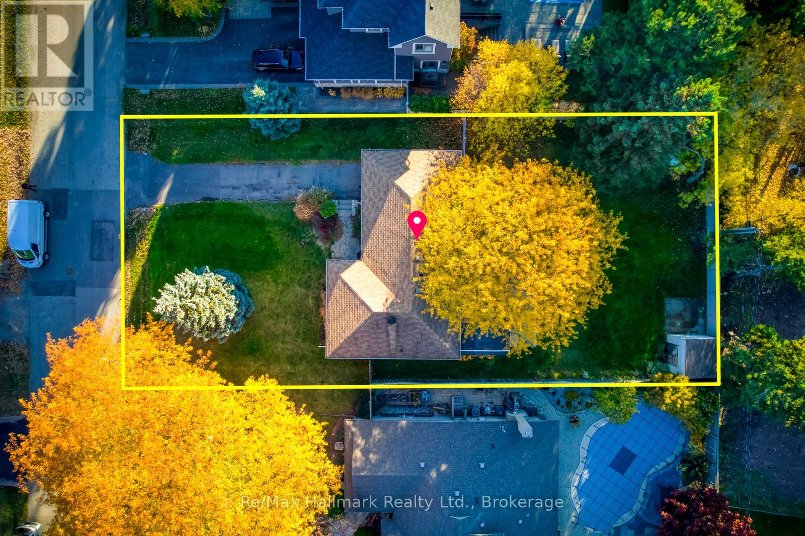 281 Savoy Crescent, Oakville, Ontario  L6L 1Y2 - Photo 2 - W12662556