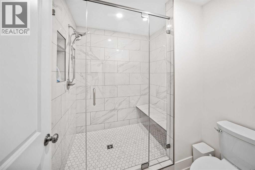 6308 Lacombe Way SW, Calgary, Alberta  T3E 5T3 - Photo 44 - A2294963