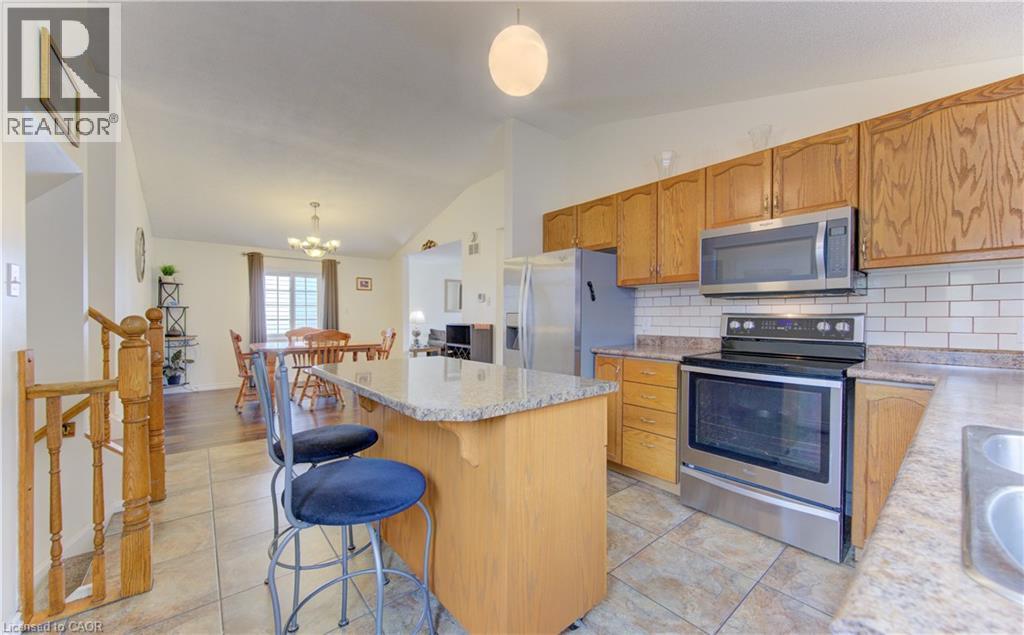 108 Tara Crescent, Kitchener, Ontario  N2E 3M1 - Photo 14 - 40814160