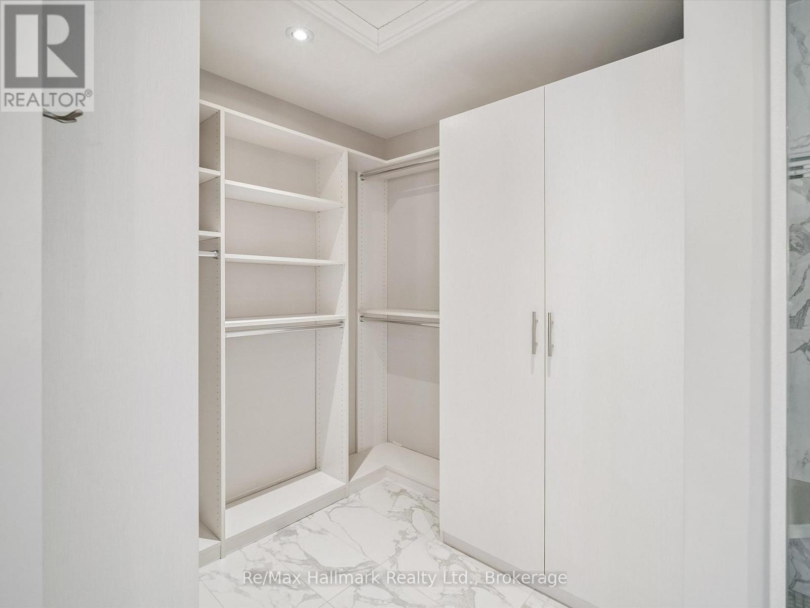 247 Beechtree Crescent, Oakville, Ontario  L6L 0A5 - Photo 31 - W12865022