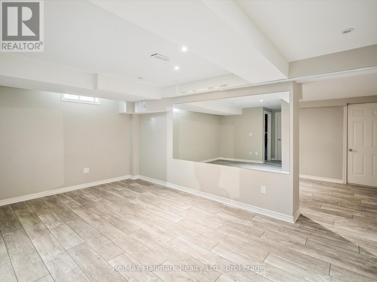 247 Beechtree Crescent, Oakville, Ontario  L6L 0A5 - Photo 39 - W12865022