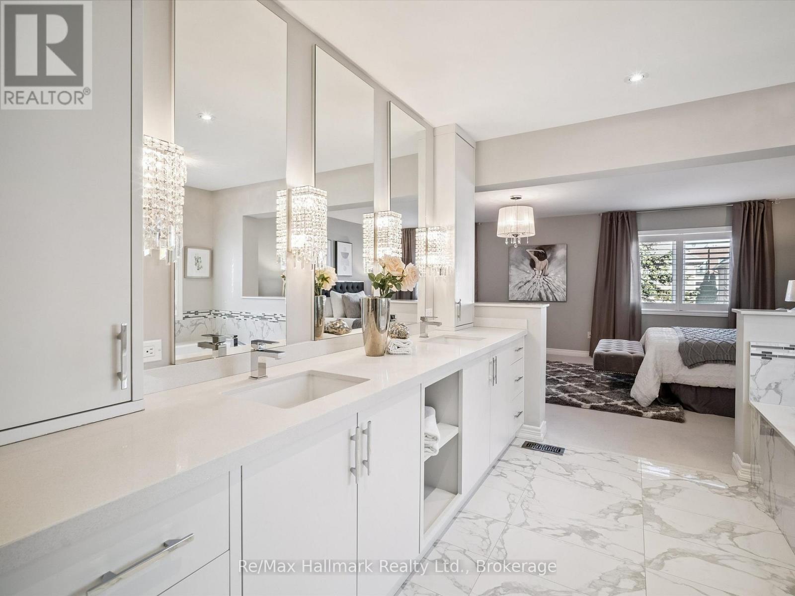 247 Beechtree Crescent, Oakville, Ontario  L6L 0A5 - Photo 29 - W12865022