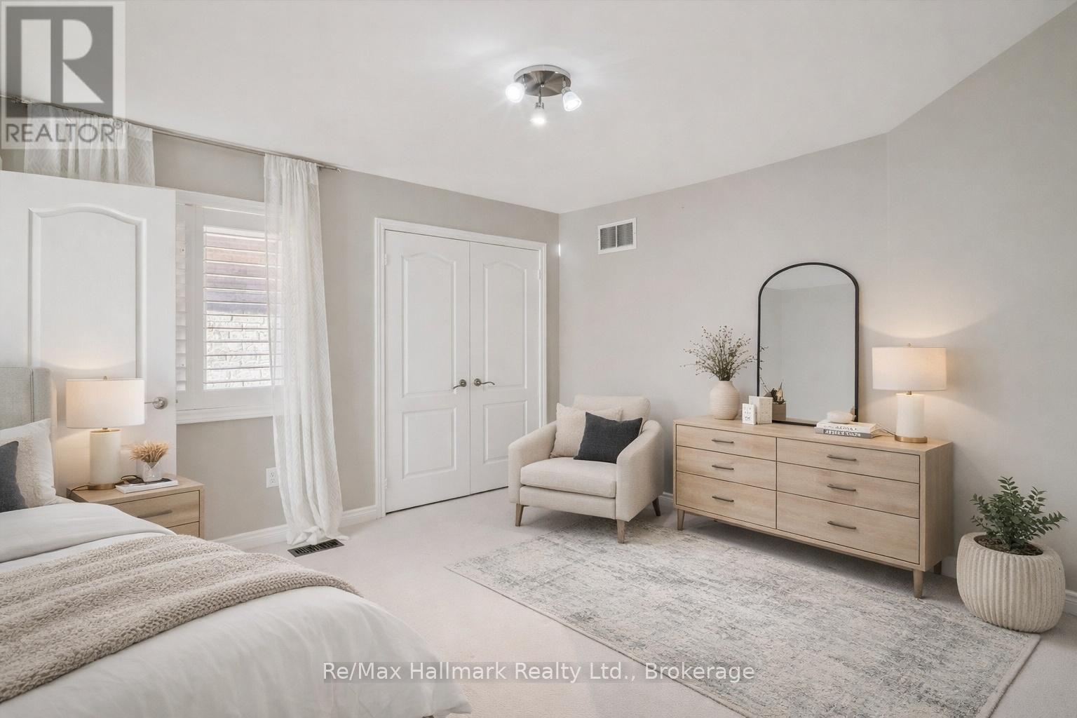 247 Beechtree Crescent, Oakville, Ontario  L6L 0A5 - Photo 38 - W12865022