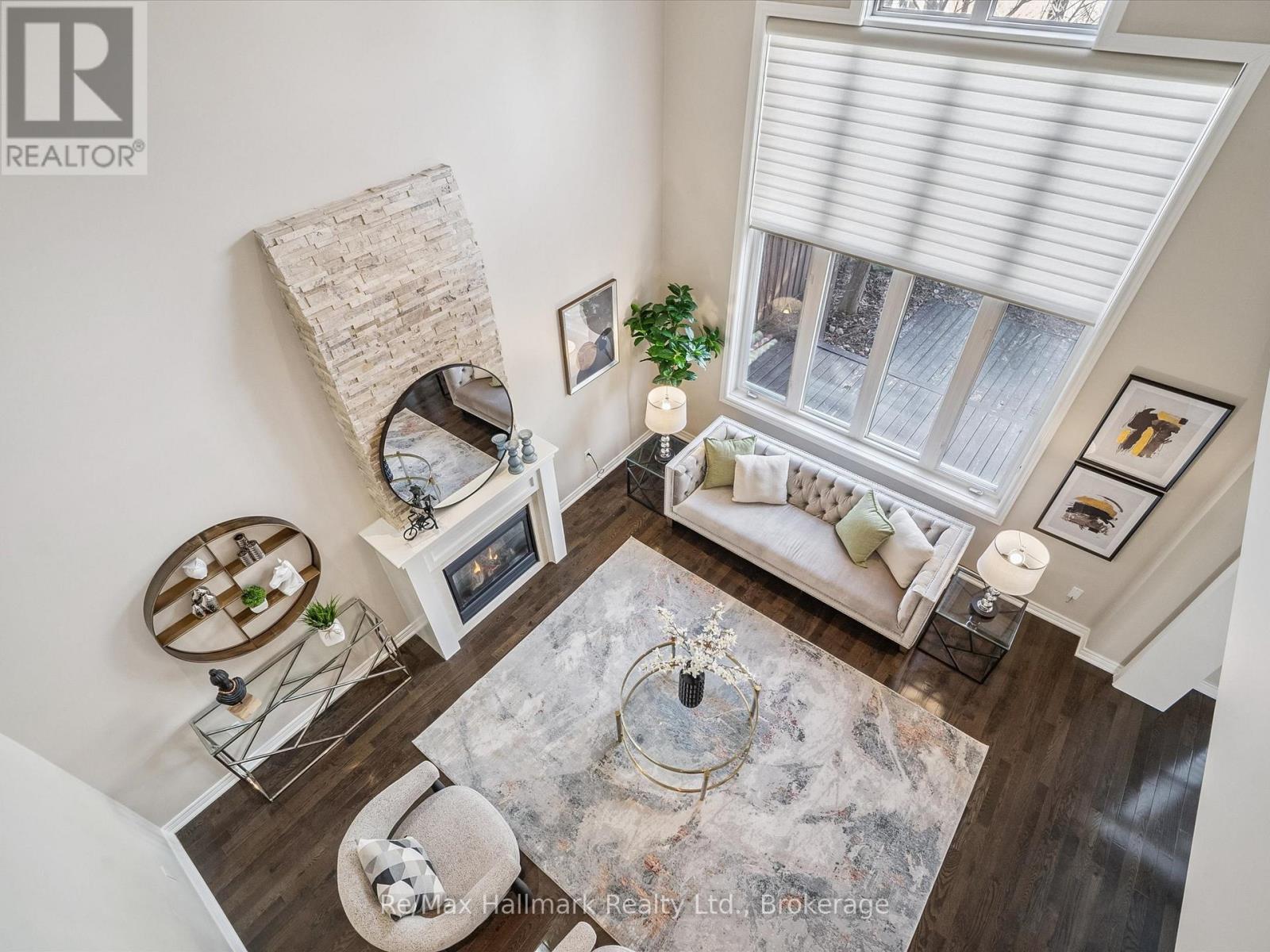 247 Beechtree Crescent, Oakville, Ontario  L6L 0A5 - Photo 5 - W12865022