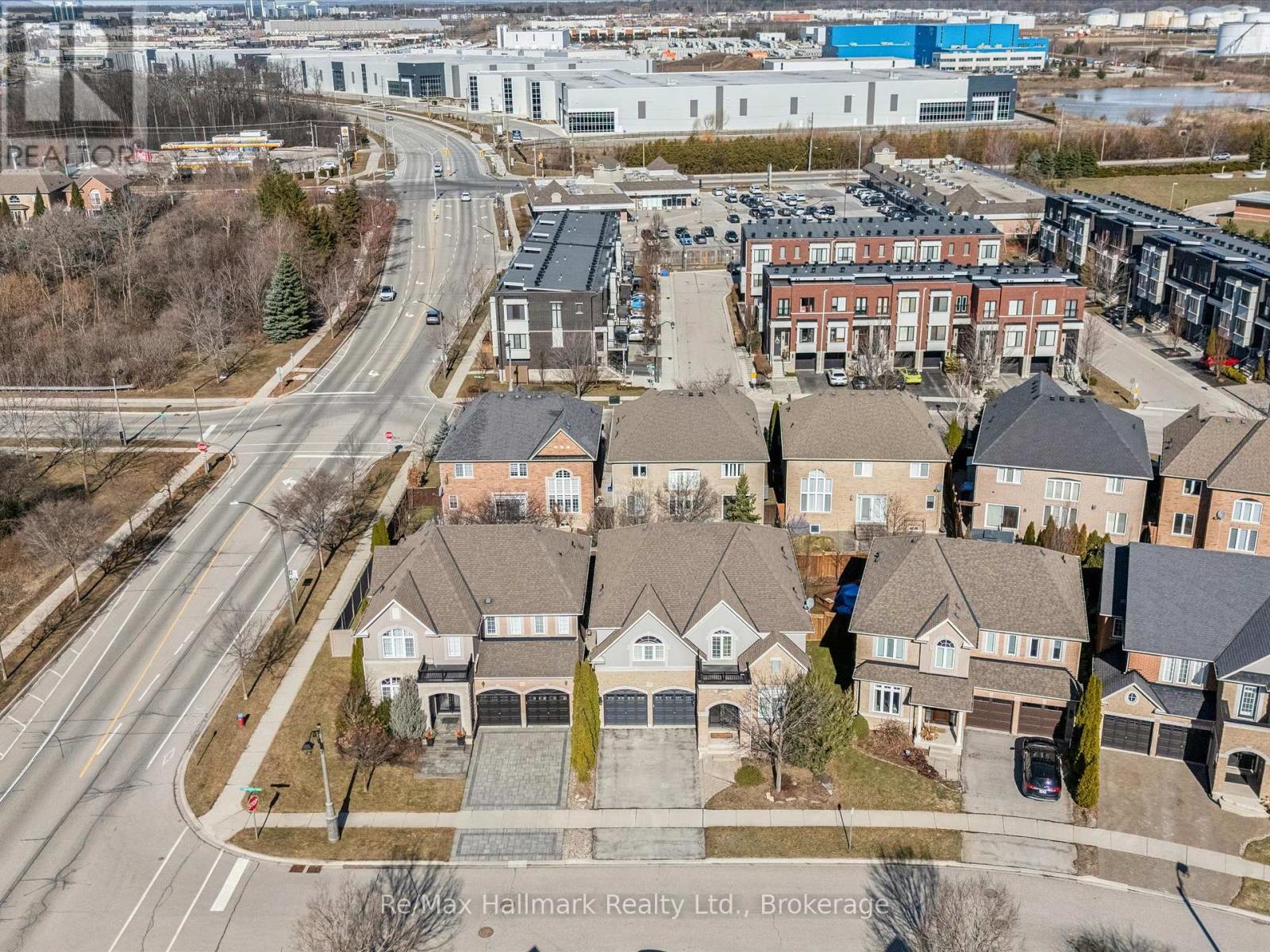 247 Beechtree Crescent, Oakville, Ontario  L6L 0A5 - Photo 47 - W12865022