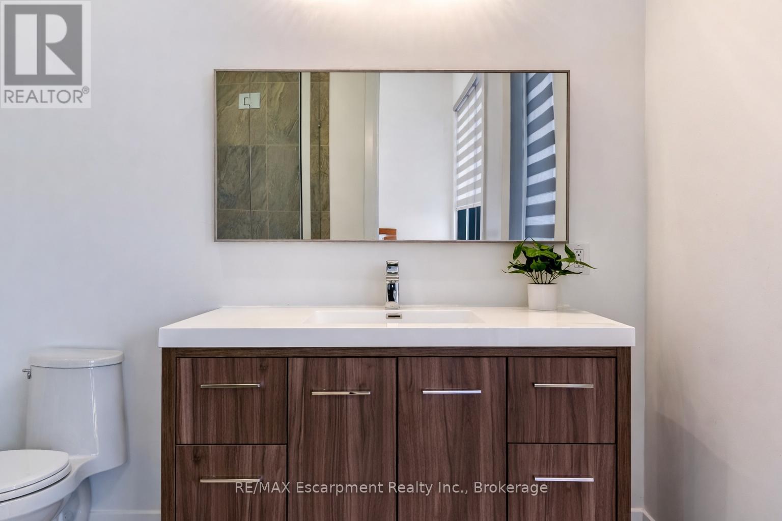 1526 Bridge Road, Oakville, Ontario  L6L 2E3 - Photo 26 - W12936784