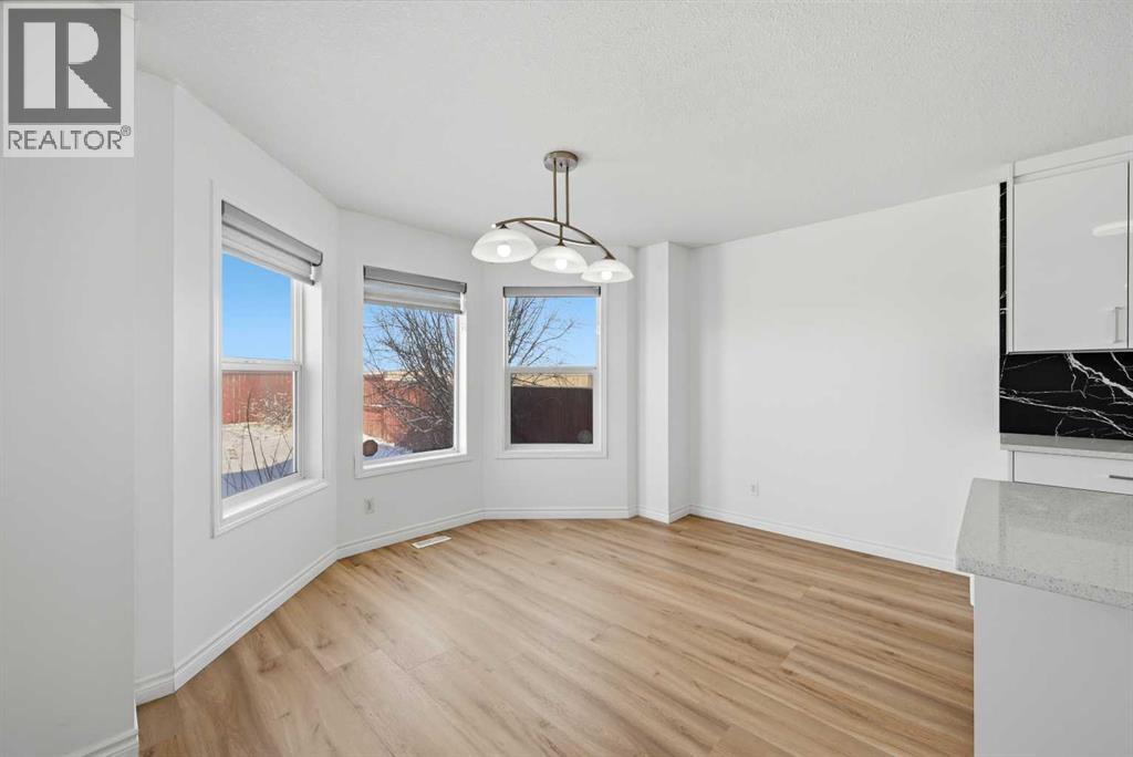 165 Saddlecrest Way Ne, Calgary, Alberta  T3J 5N1 - Photo 14 - A2298048