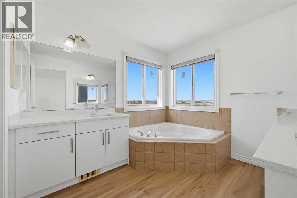 165 Saddlecrest Way Ne, Calgary, Alberta  T3J 5N1 - Photo 32 - A2298048