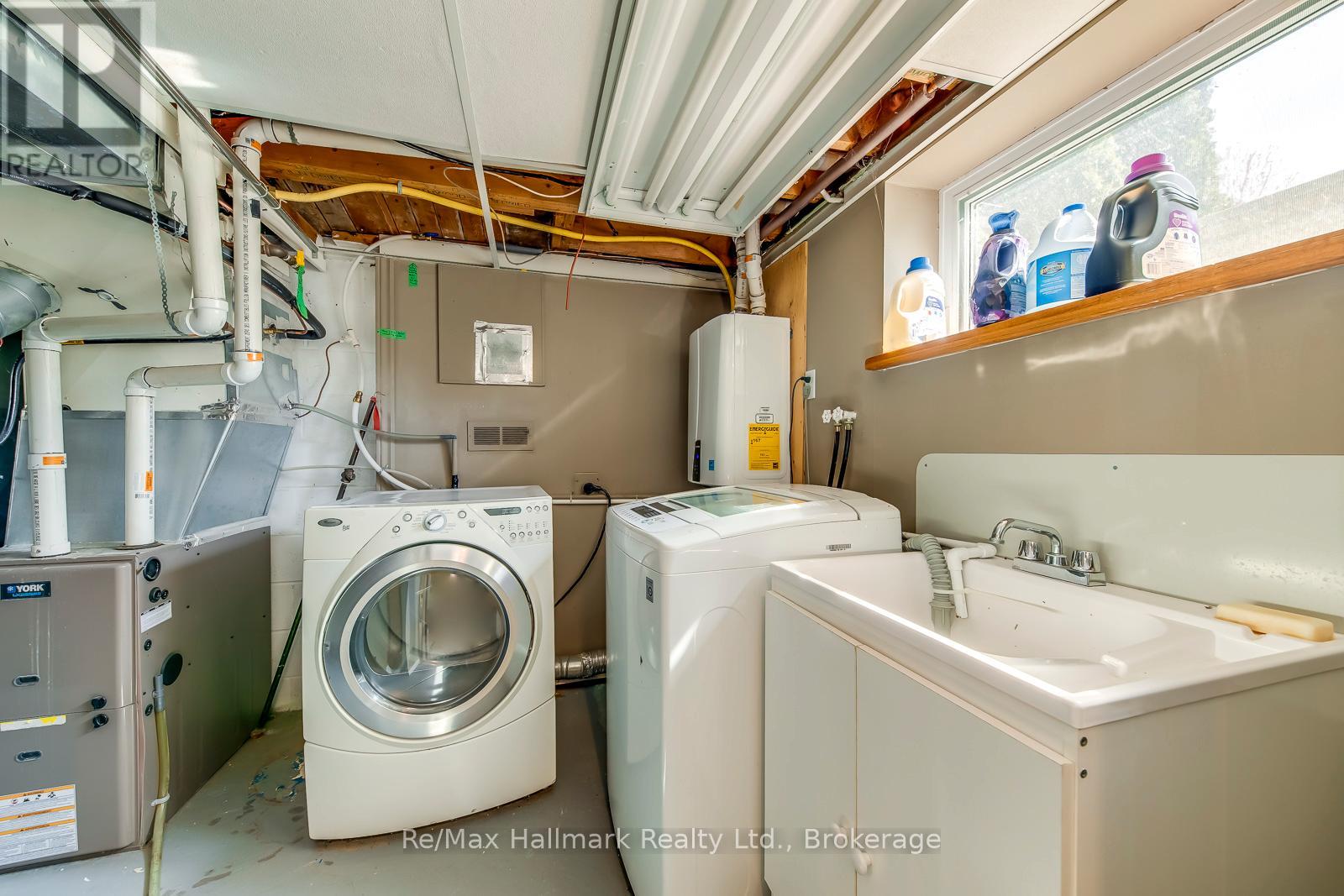 494 Chartwell Road, Oakville, Ontario  L6J 4A5 - Photo 34 - W12894154