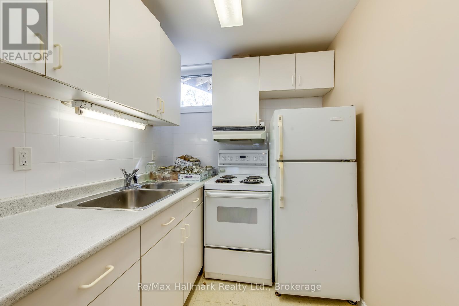 494 Chartwell Road, Oakville, Ontario  L6J 4A5 - Photo 30 - W12894154